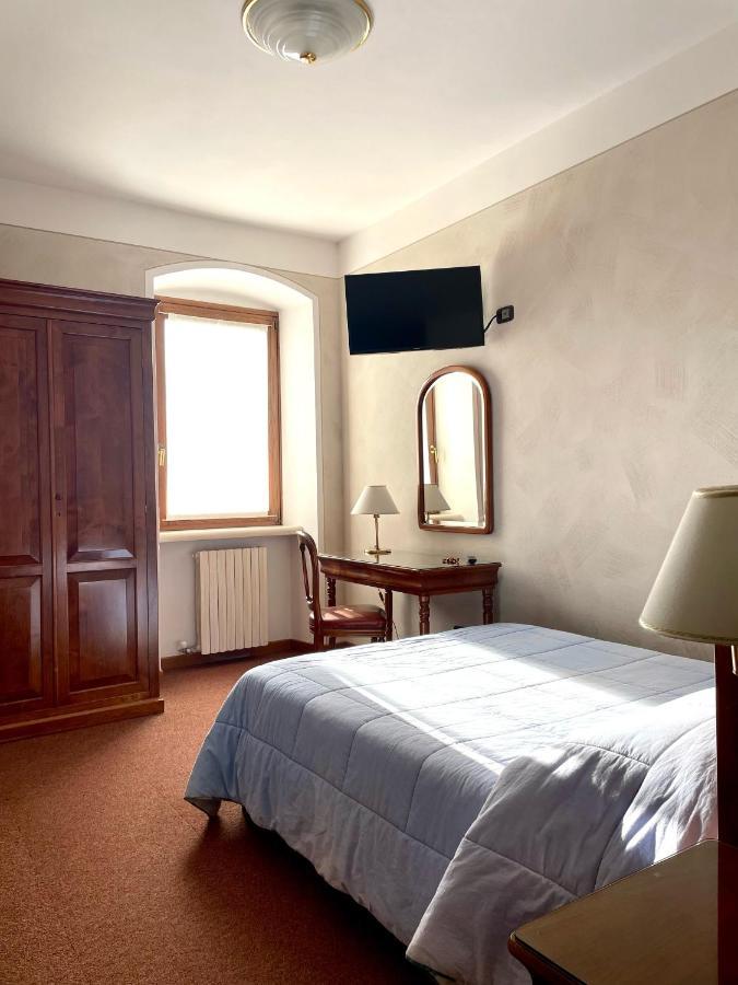 Albergo La Meridiana Castelnuovo del Garda Luaran gambar